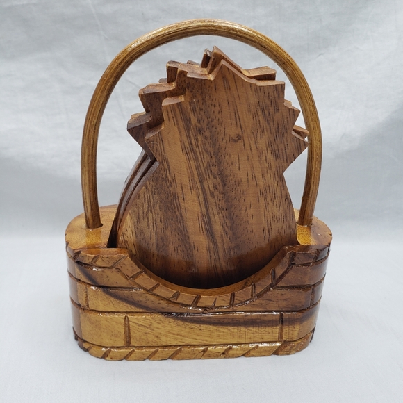 Carved Wood Hawaii Pineapple Coasters and Holder - Picture 2 of 8